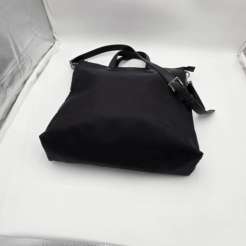 Reiss Carlton Nylon Black Messenger Bag - Picture 8 of 16
